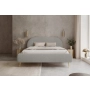 Sypialniane modne łóżko na wysokich nogach 160x200 Apolline II